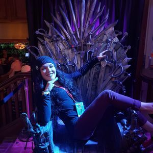 Meet your Posher, Eva